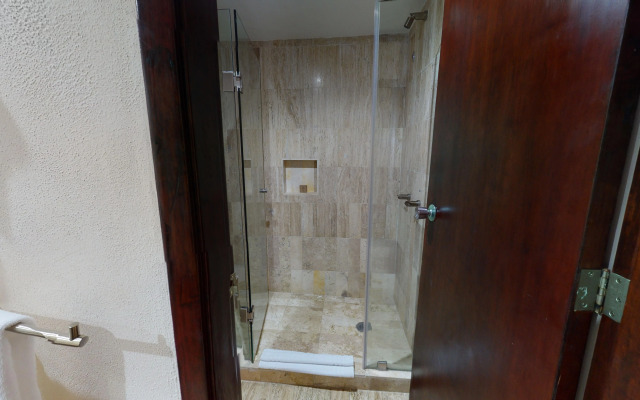 Park Royal Beach Ixtapa - All Inclusive