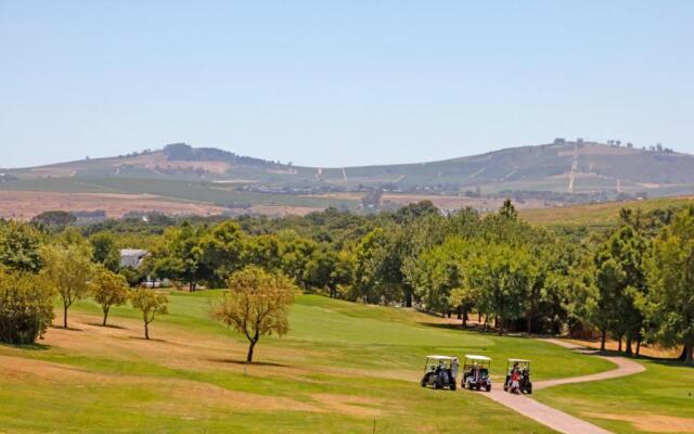 Winelands Golf Lodges 17