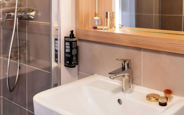 ibis Styles Prevessin Geneve Airport