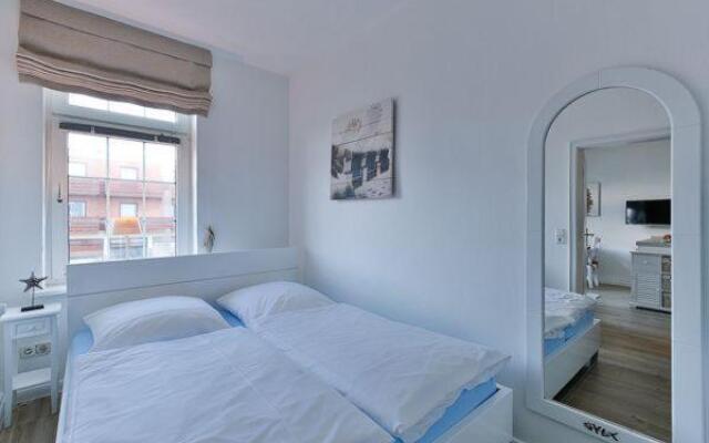 App-8-in-strandnaher-Lage-Baederstil-Villa-in-Wenningstedt-Sylt