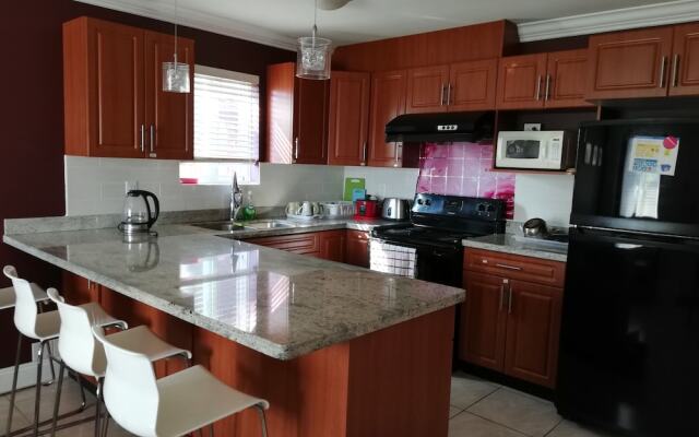 Vancouver Home Inn by Elevate Rooms