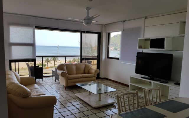 Apartamento de Frente para Praia