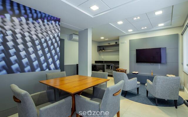 Apartamentos c/ piscinas a 200m do mar Floripa-SC ADC