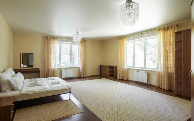 Дом Звезда 2000