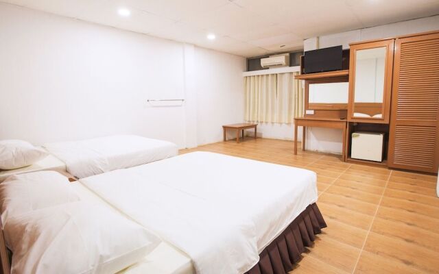 Mr J Homestay In Kb Town