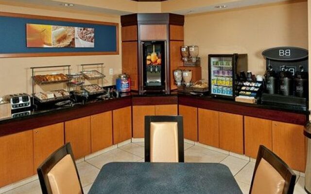 Fairfield Inn & Suites Portsmouth Exeter