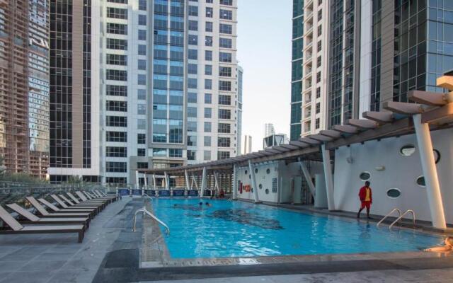 Executive Bay Tower B