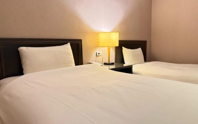 Well Garden Hotel