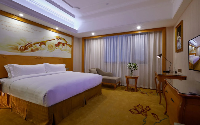 Venus International Hotel ( Shanghai Wild Zoo Shop)