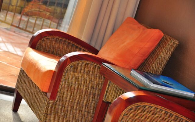 Waters Edge The Strand