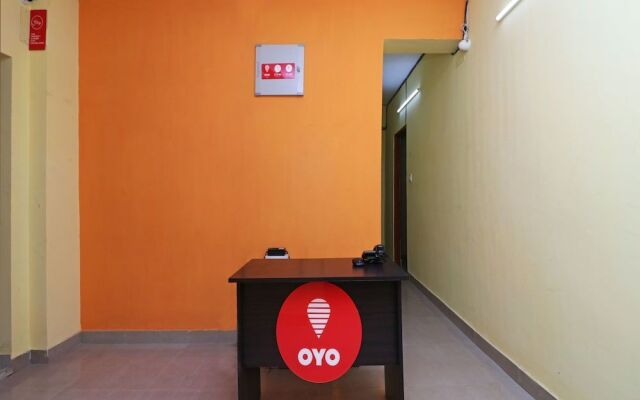 OYO 11930 The Jumbo Stay