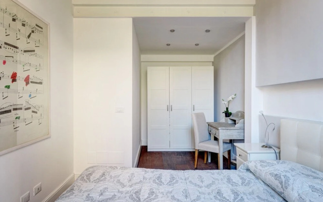 Lucrezia Apartment by Firenze Prestige