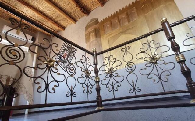 Guest House Art Postindoz