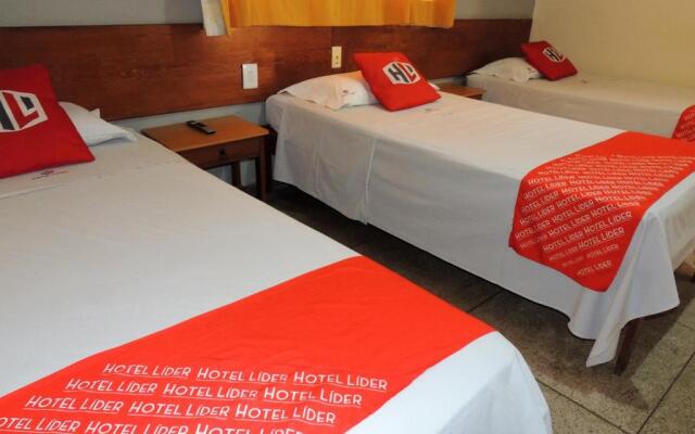 Hotel Líder
