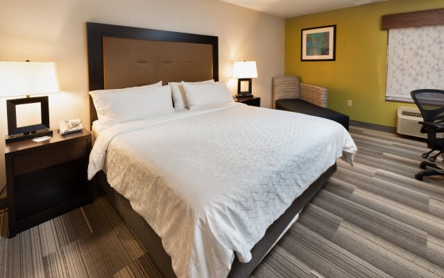 Country Inn & Suites by Radisson, South Haven, MI