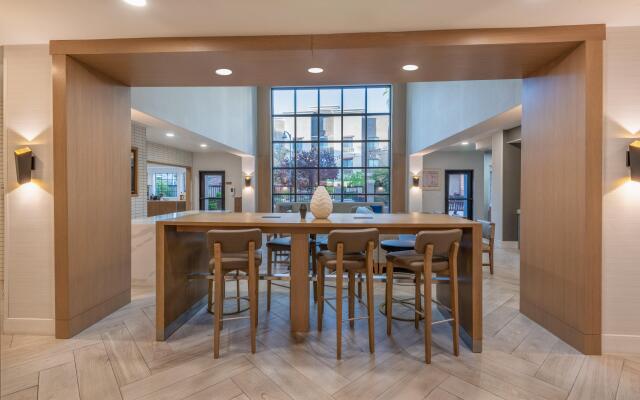 Staybridge Suites Phoenix - Glendale Sports Dist by IHG