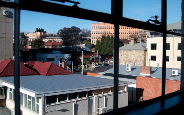 The Macquarie Hotel