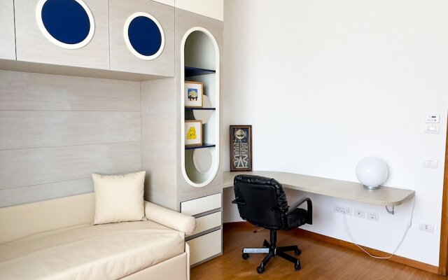 Luxury Majestic Penthouse Apartment