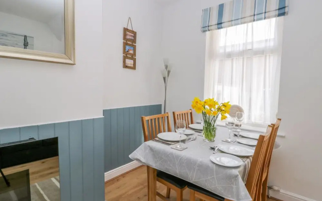 Sea Breakers Cottage