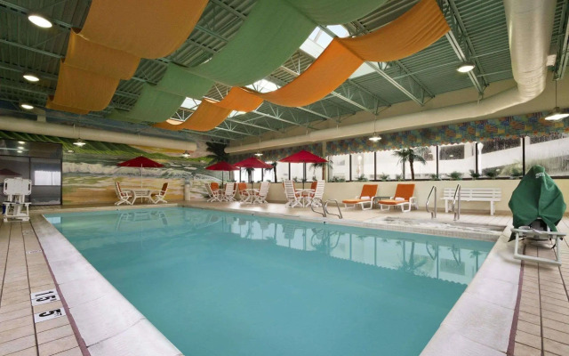 DoubleTree by Hilton Virginia Beach Oceanfront South