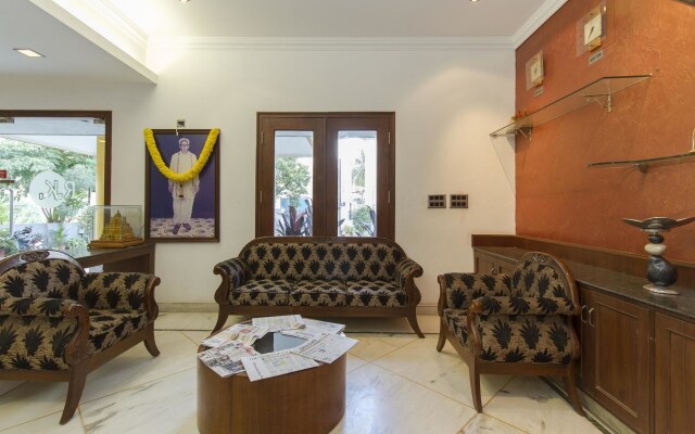 OYO 667 Hotel Vaishnavi Residency