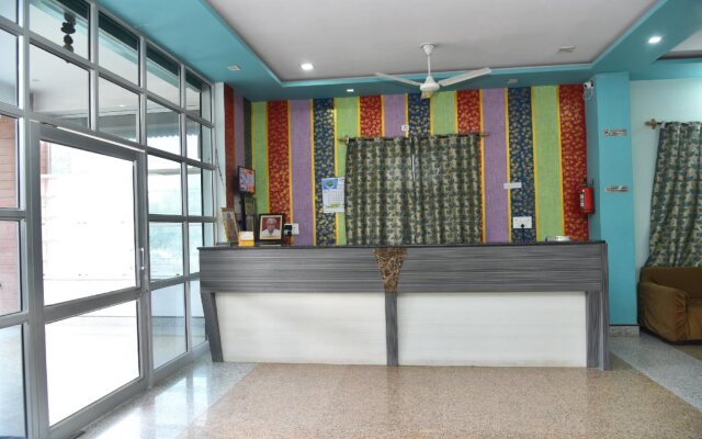 Hotel Shri Dev
