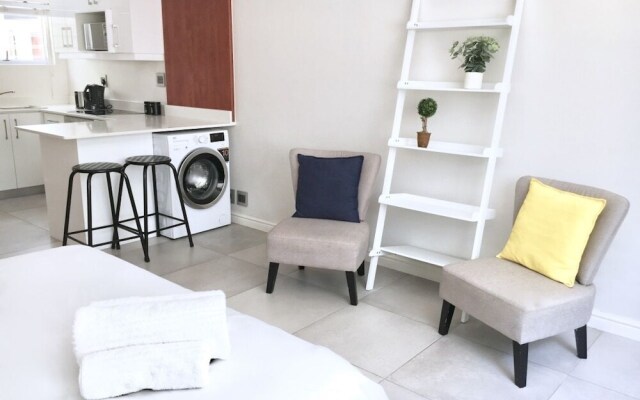 Sandringham Bachelor Beach Road