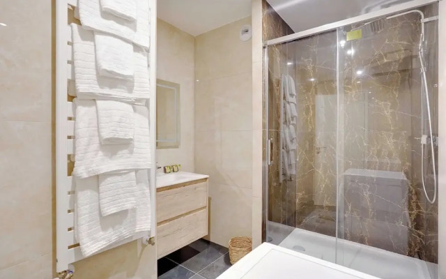 Sleek & Refined Apartment - Levallois-perret