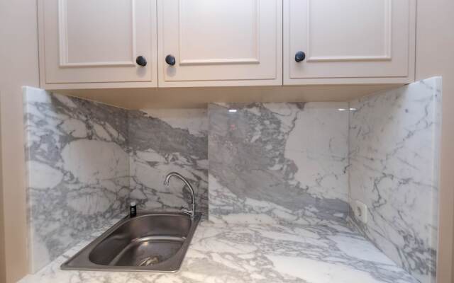 Cozy And Strategic Studio At Springlake Summarecon Apartment