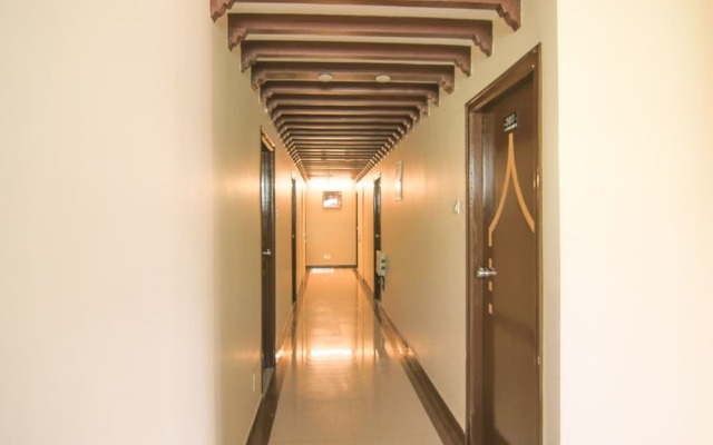 OYO 10711 Hotel NSNR Residency