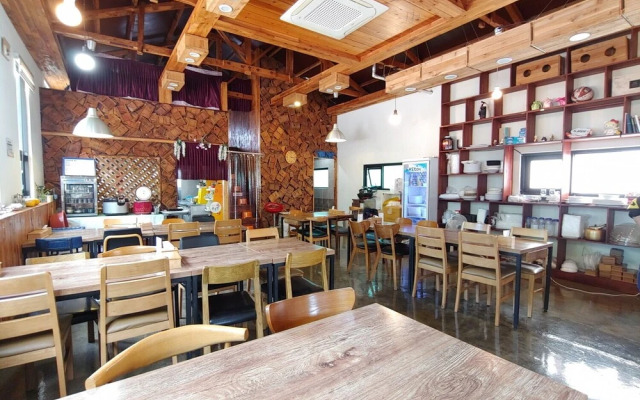 Jeju Halla and Tam Pension