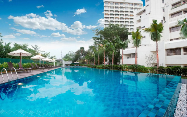 Dorsett Grand Subang