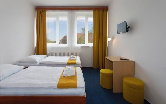 Atlas Hotel Garni