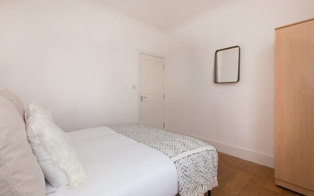 Paddington Apartments by Allô Housing