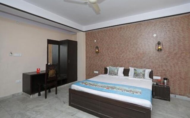 OYO Rooms Govind Marg Raja Park