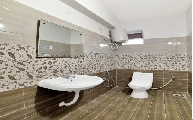 Amar Estates BY OYO Rooms