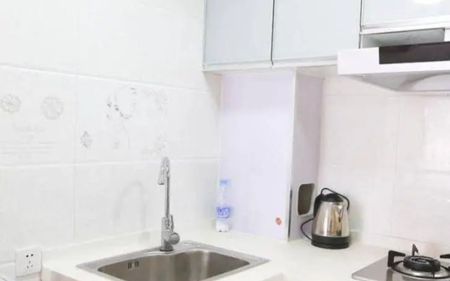 Jinfeng Hotel Apartment