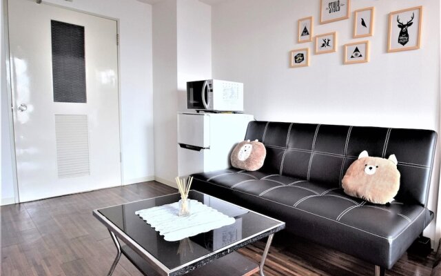 Royal Heights Kikusui Station