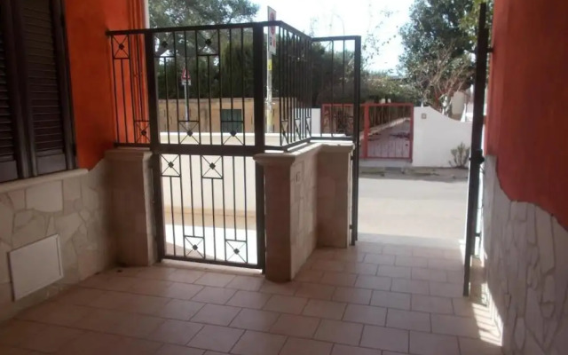 Cozy Retreat Near Baia Verde Beaches