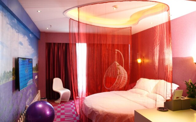 Luoyang Provence Theme Hotel