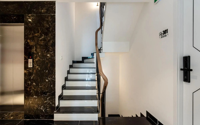 The Royal Hotel  Apartment - Phu My Hung