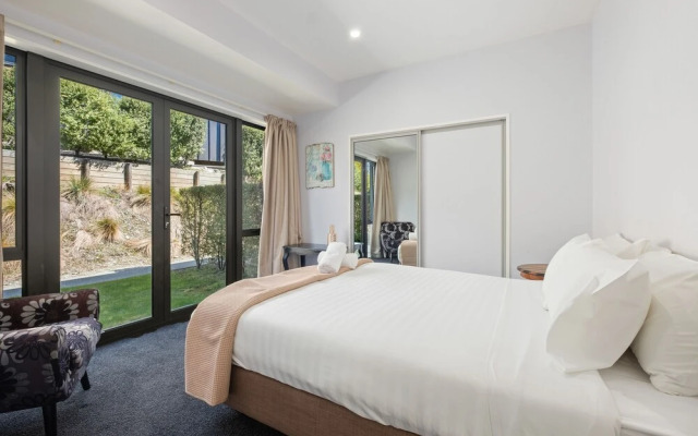 Brookside Gem Modern 2 Bedroom Apartment