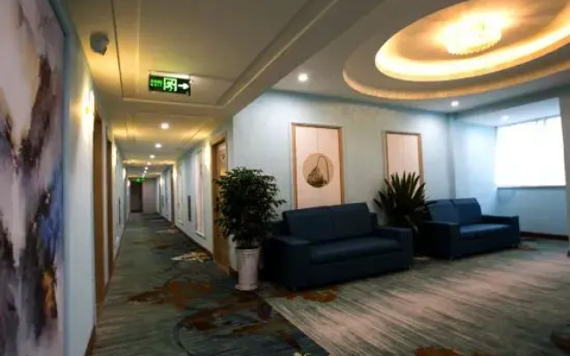 Junyue Zhongyuan Hotel