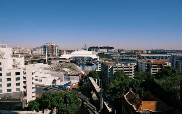 Metro Apartments on Darling Harbour - Sydney