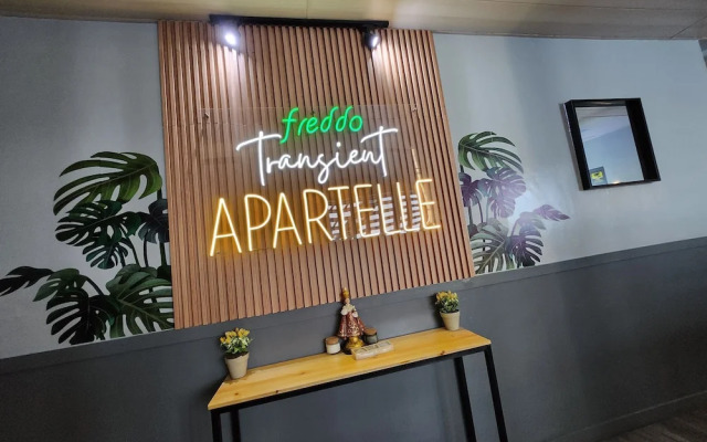 Freddo Studio Apartelle