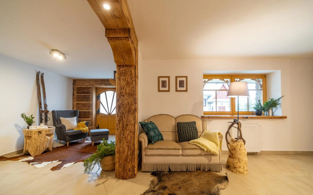 Apartamenty Willa Olsza - wood house & mountain view