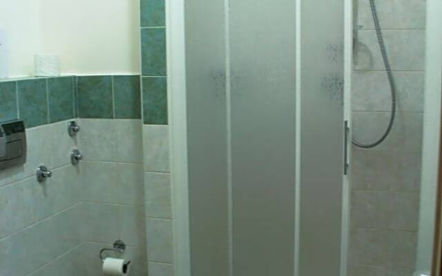 B.&B Margaret's House