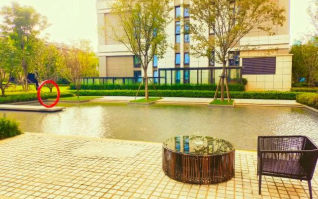 Le Ju Hotel(Zhengzhou Diehu Park Riverside Metro Station)