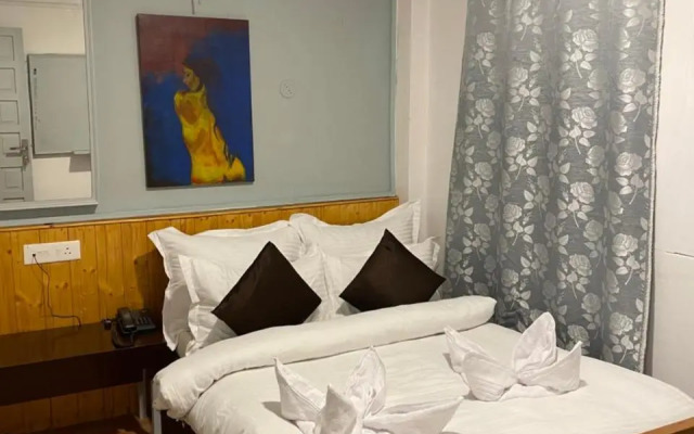 Hotel Anola