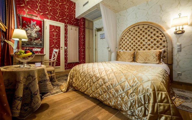 IMPERIAL Hotel & Restaurant